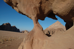 Weltweite Abenteuerreisen, Reisen mit Abenteuercharakter weltweit - Jordanien - Gesteinsformationen